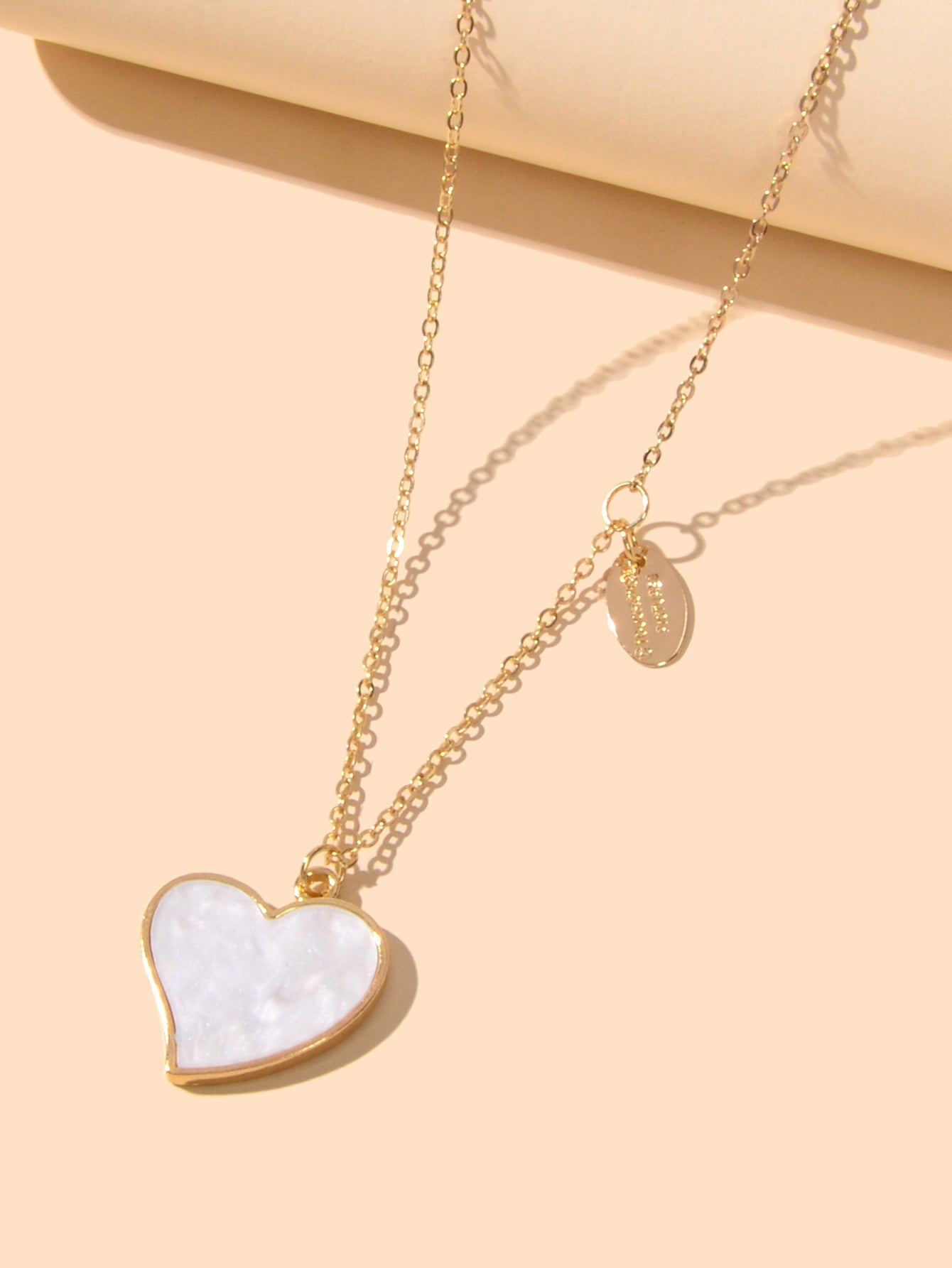 Ladies Jewellery Gold Chain Geometric Charm White Eanmel Heart Pendant Necklace