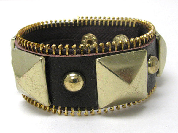 METAL SPIKE AND ZIPPER EDGE DECO ON SYNTHETIC LEATHER WRIST BAND-0