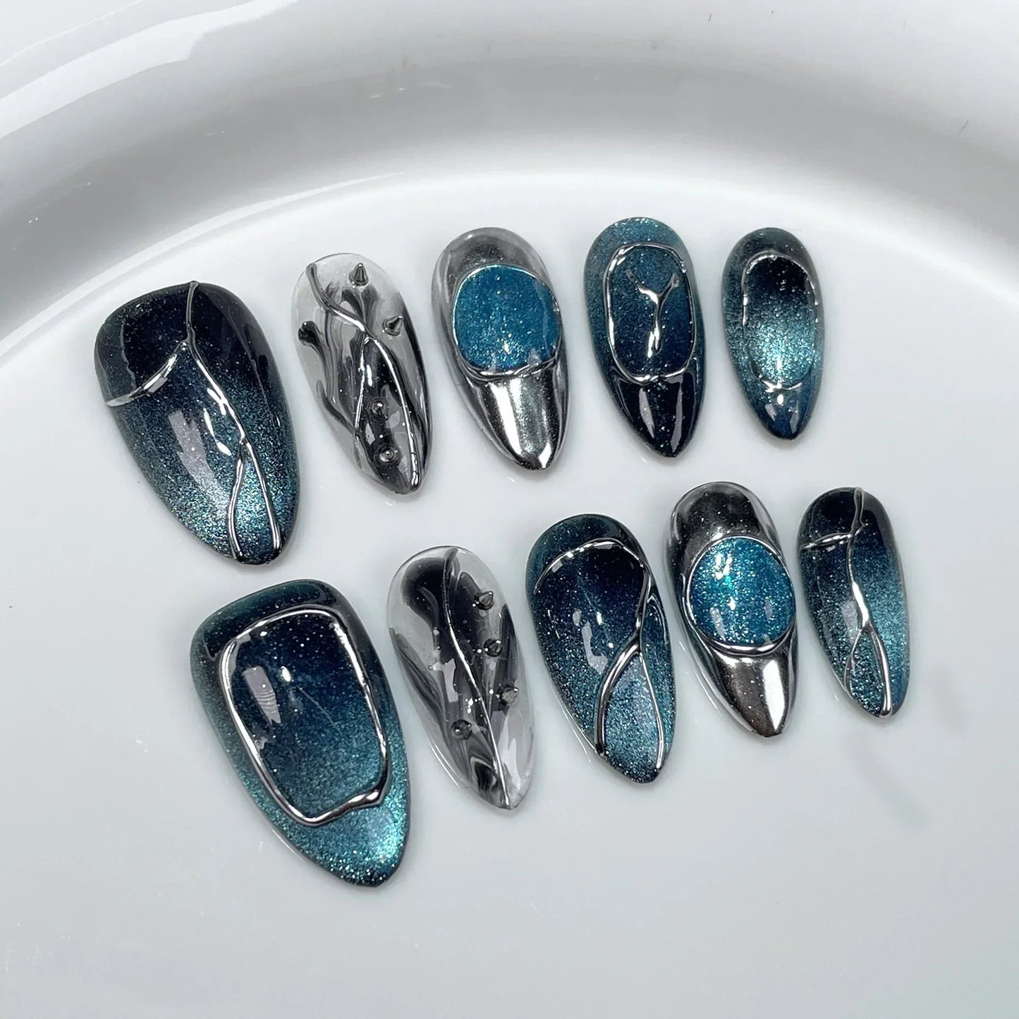 10 Pcs Gradient Shiny Handmade Press On Nails Almond Design