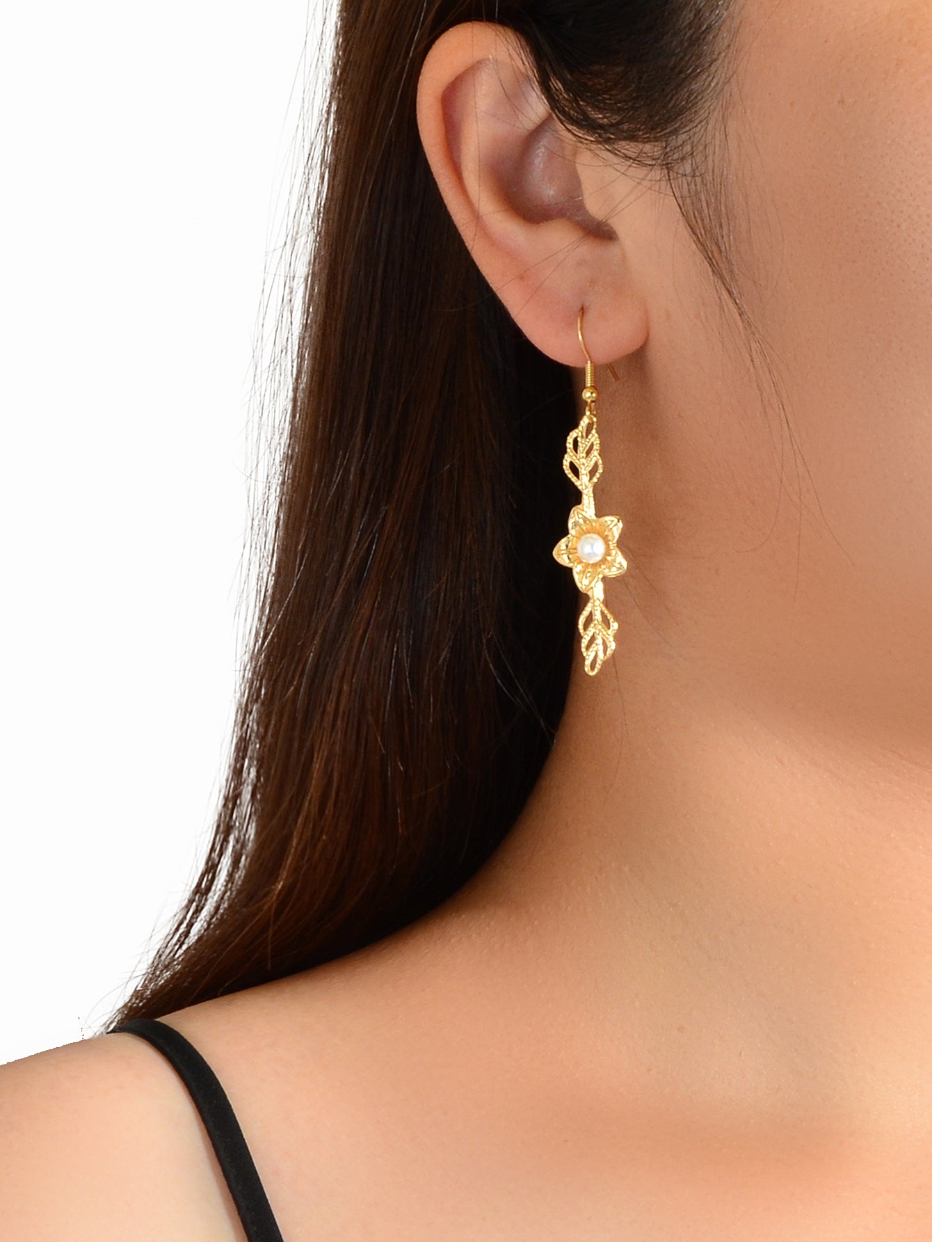 Retro Pearl Decor Gold Leaf Flower Dangle Earrings Wedding Engagement Jewellery