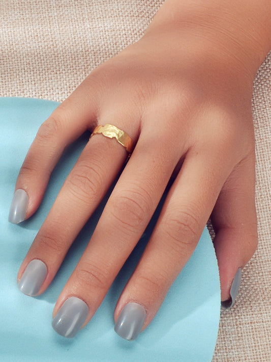 Classics Jewellery Gold Metal Minimalist Geometric Engagement Finger Ring Band