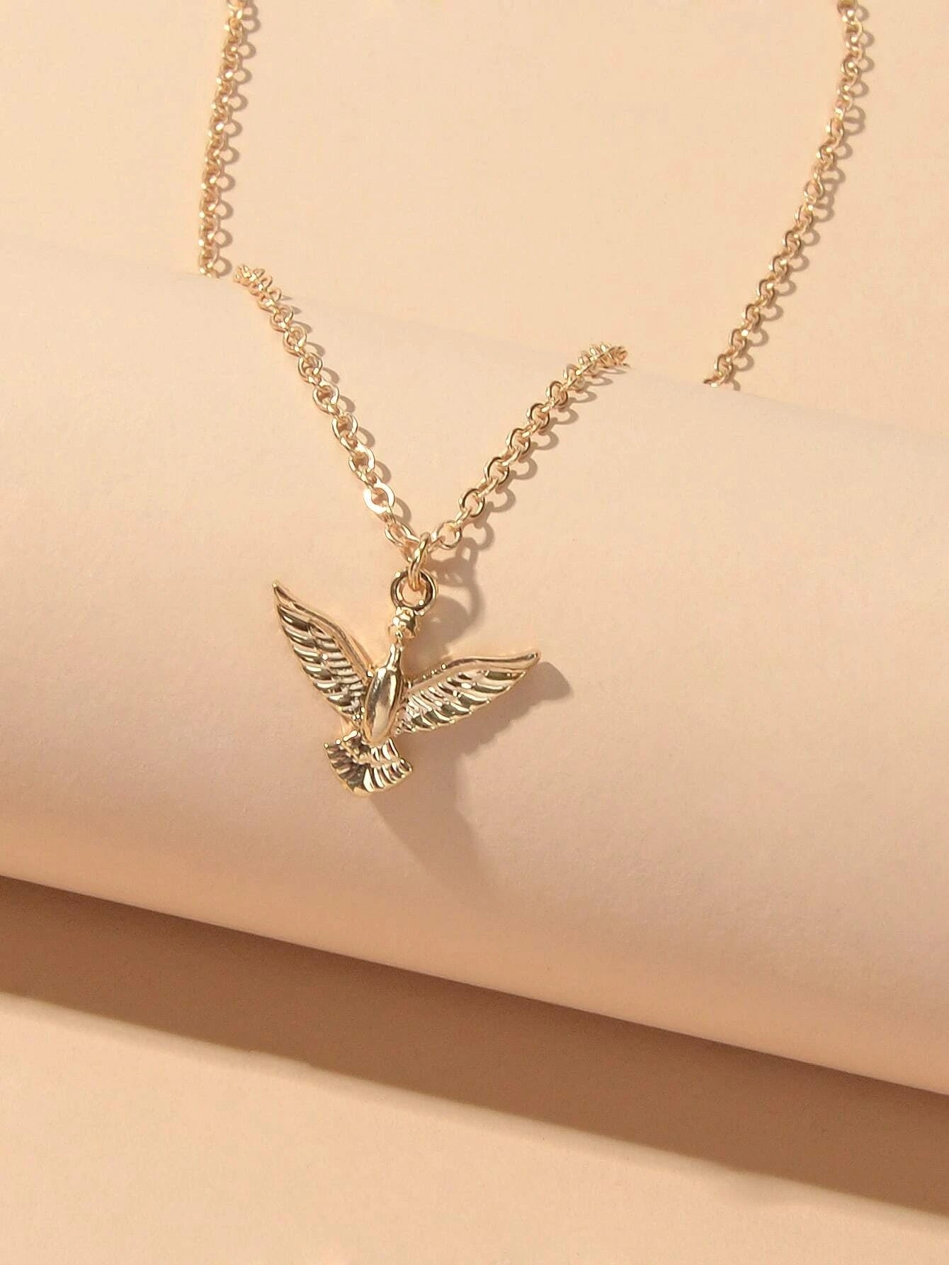 Fashion Accessories Minimalist Gold Chain Bird Pendant Necklace Women Jewellery