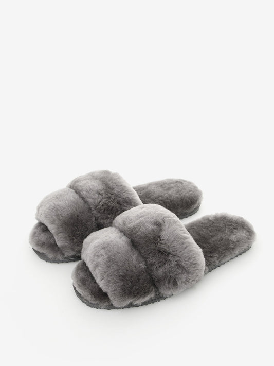 Women's slippers