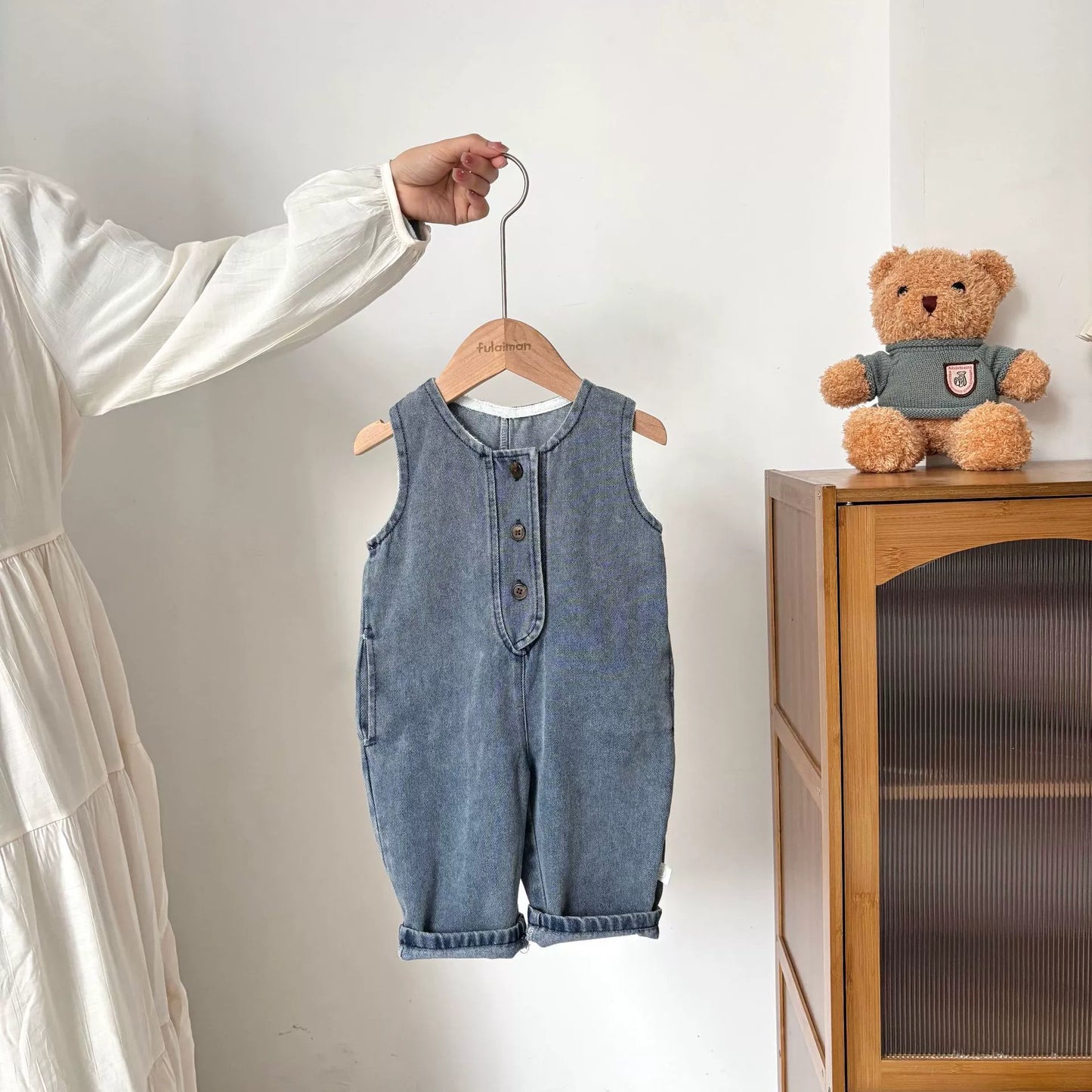 Autumn Hot Selling Baby Kids Unisex Sleeveless Denim Strap Overalls and Striped Pullover Clothing Set