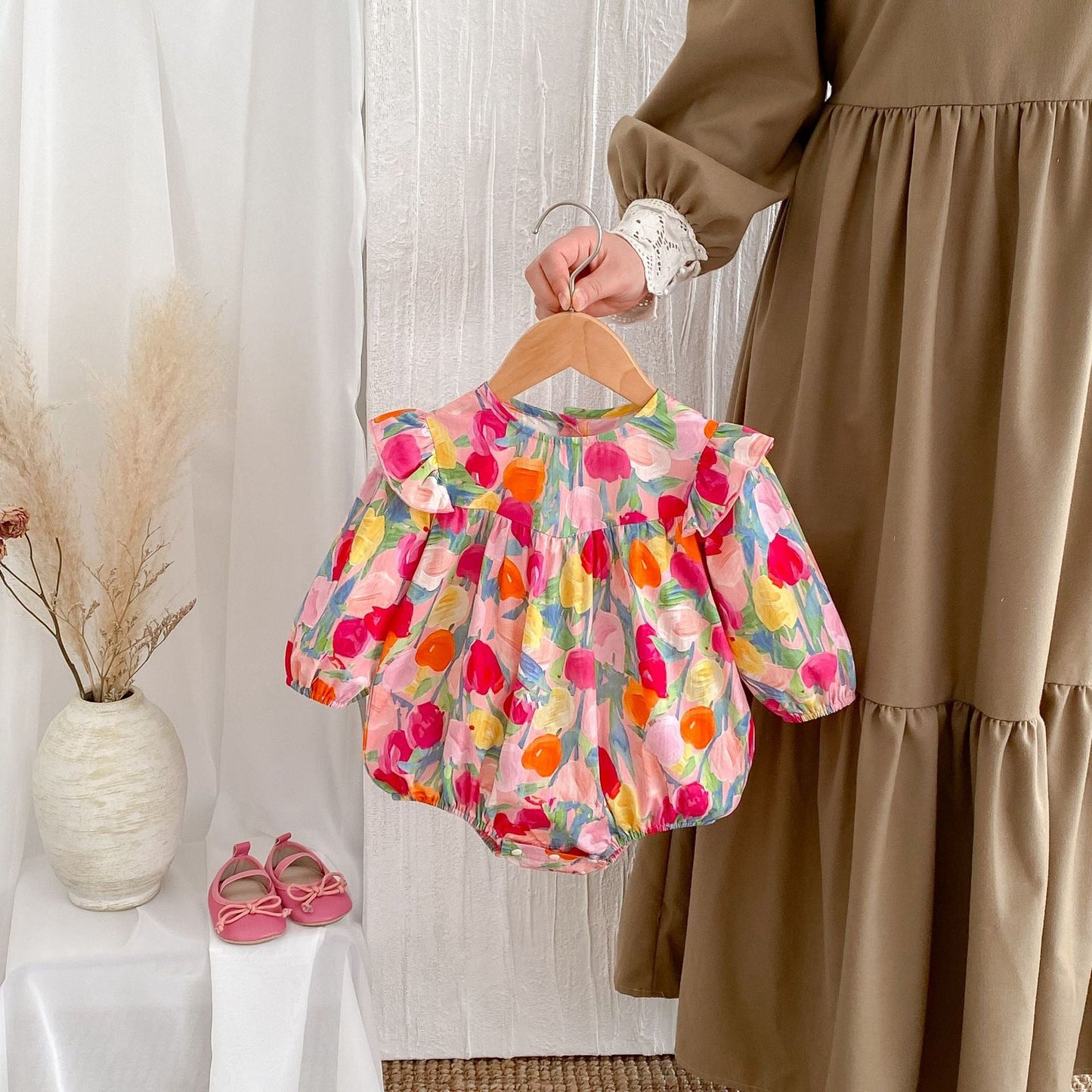 Autumn Arrival Baby Girls Long Sleeves Vivid Floral Print Colorful Onesies and Dress-2